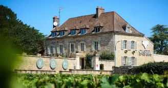 CASTEL DE TRES GIRARD - Didier PETITCOLAS CASTEL DE TRES GIRARD - Didier PETITCOLAS
